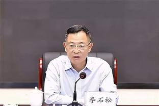 乌加特：来巴黎时和卡瓦尼聊了很多，他是真爱这家俱乐部